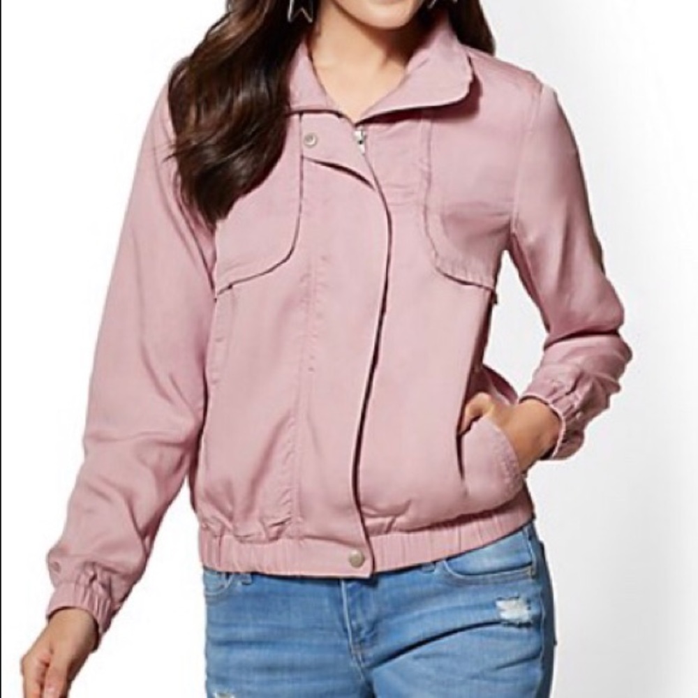NY & Co Lightweight Zip Front Jacket